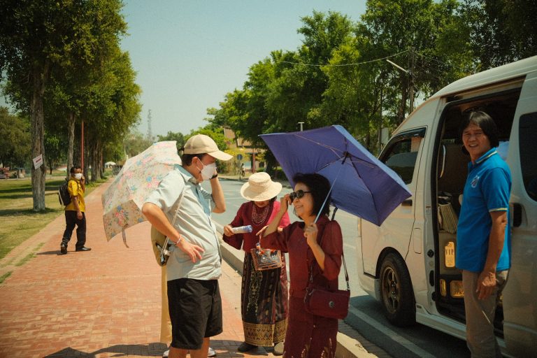 Street photo in Phra Nakhon Si Ayutthaya, Thailand by Ben Cooke