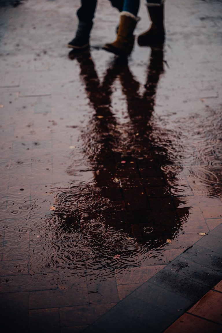 Street photo in Solvang, United States by Thane Gustafson