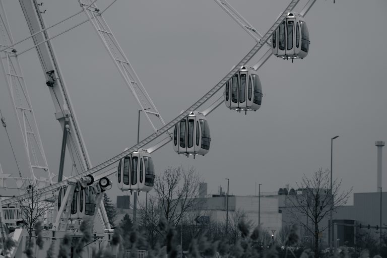 Street photo in Böblingen, Germany by Linus Benkner