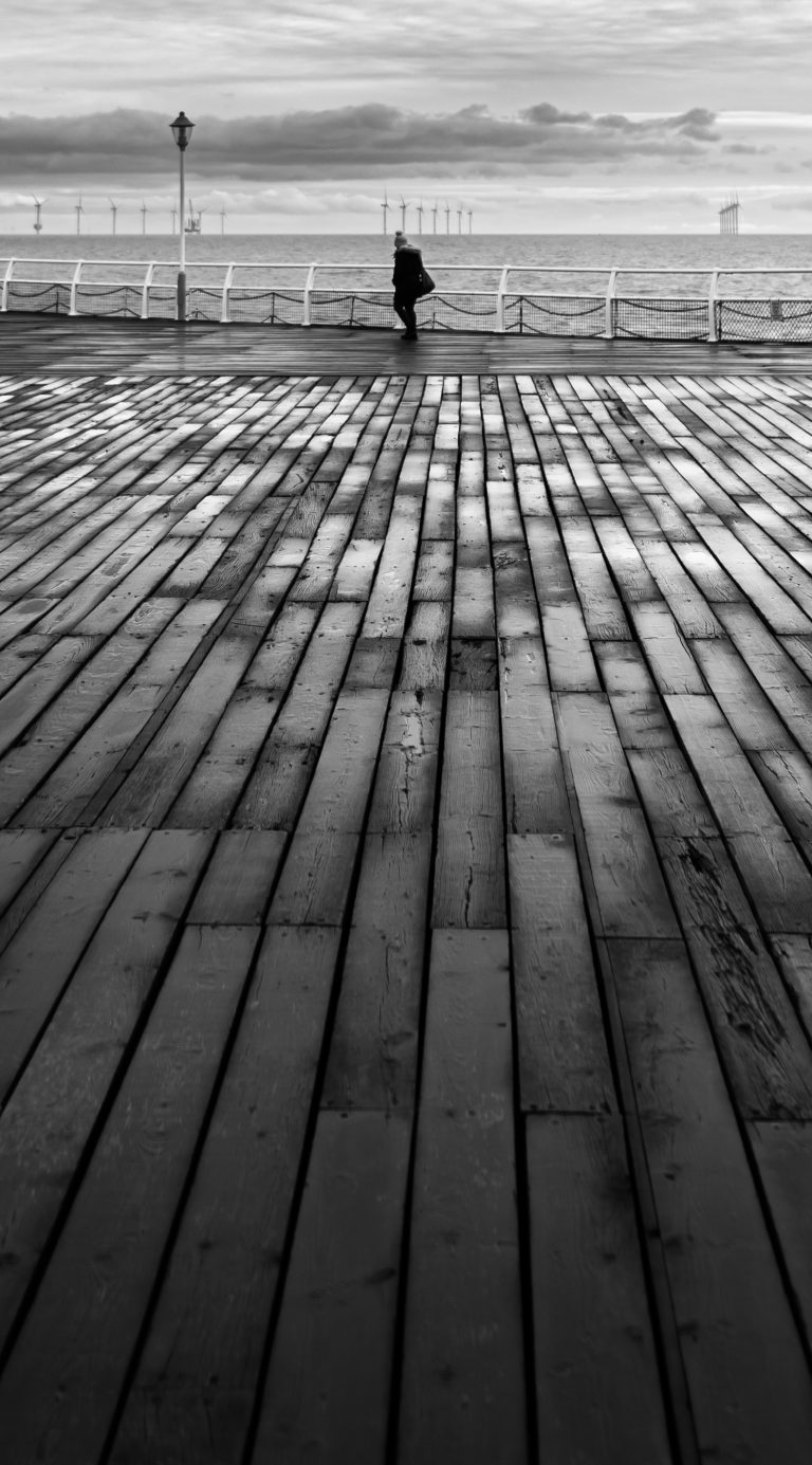 Street photo in Clacton-on-Sea, United Kingdom by Robin Catterick