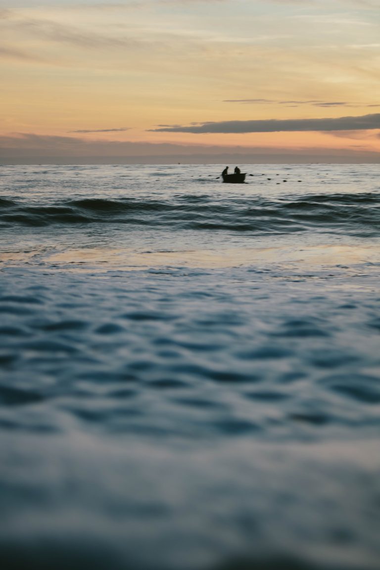 Street photo in Phan Thiet, Vietnam by Huu Thanh
