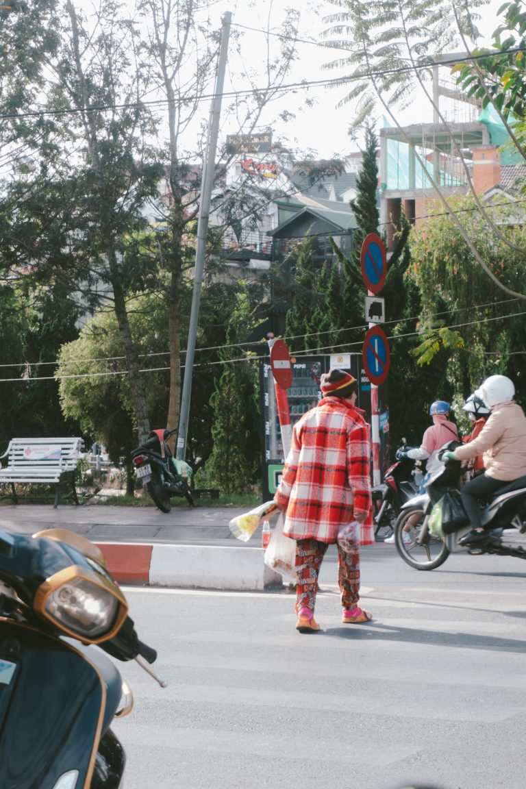 Street photo in Dalat, Vietnam by Huu Thanh