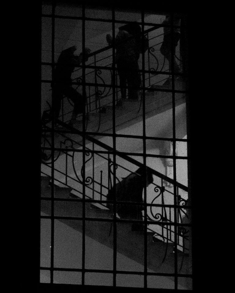 Street photo in La Plata, Argentina by Julián Feregotti