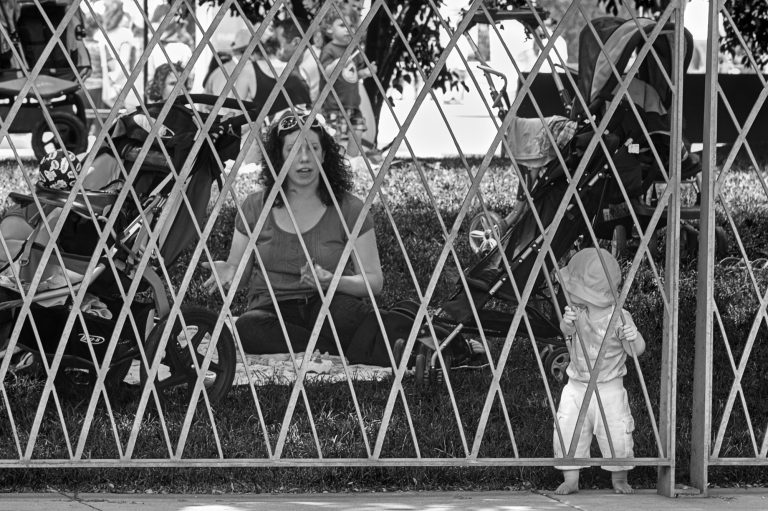 Street photo in Chicago, United States by Steve Coulter