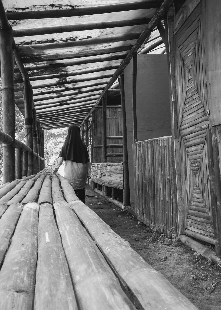 Street photo in Lembang, Indonesia by Bonny W. Nugraha