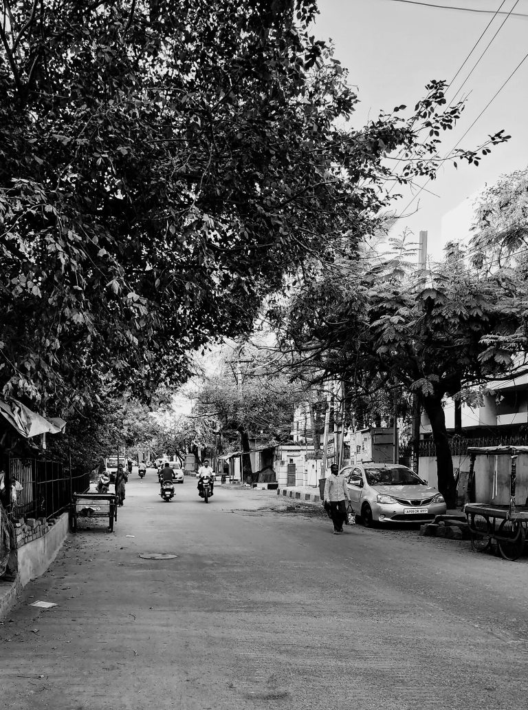 Street photo in Hyderabad, India by Sesha Reddigari