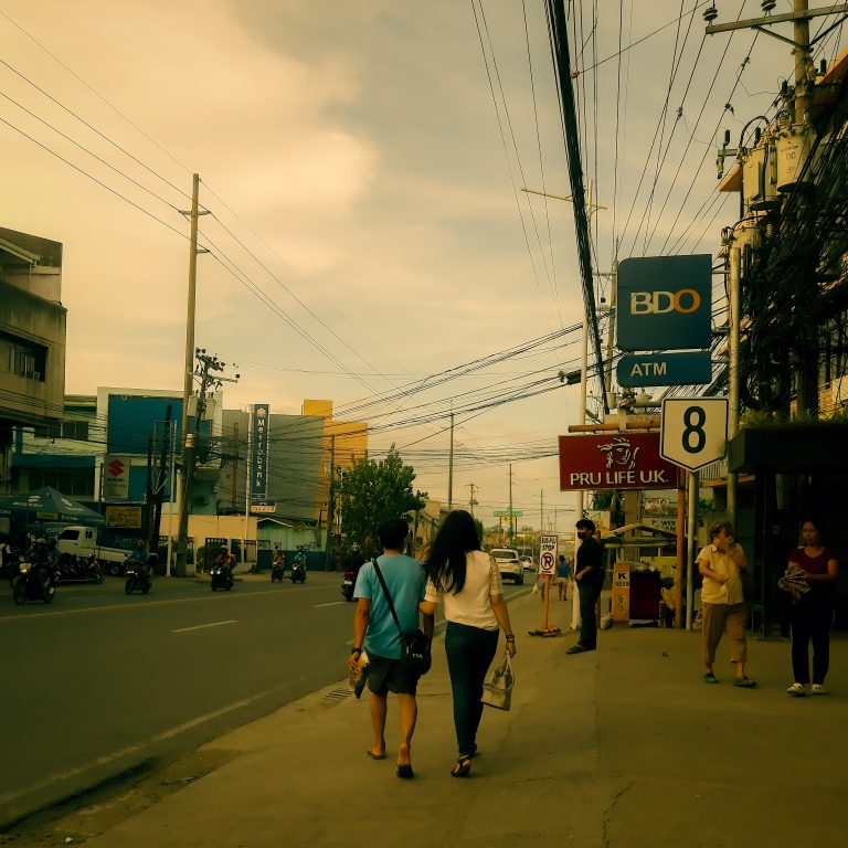 Street photo in Mandaue, Philippines by Venbrooke