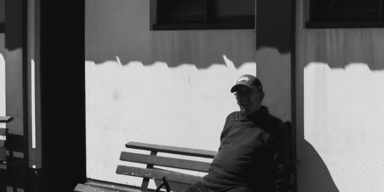 Street photo in Vila Nova de Gaia, Portugal by Rui Castro