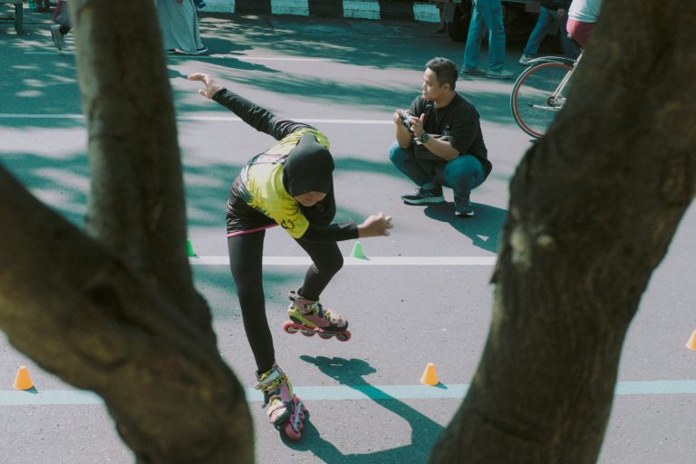 Street photo in Semarang, Indonesia by Chris Batis