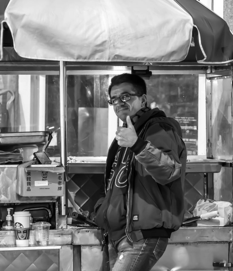 Street photo in New York, United States by Joseph Kelaher