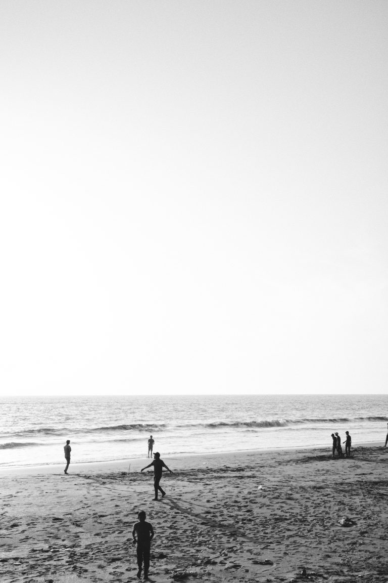 Street photo in Nargol, India by Hardik Pandya
