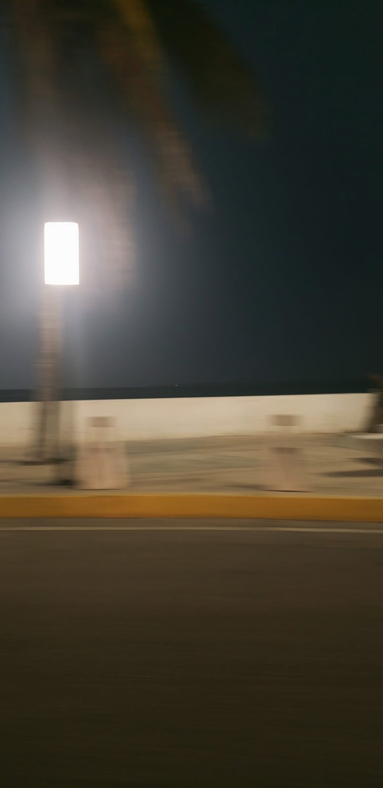 Street photo in Chetumal, Mexico by Emilio Sanchez