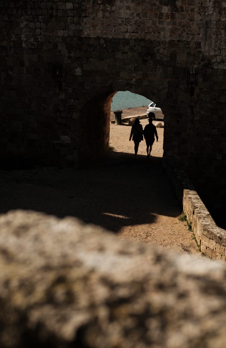 Street photo in Rhodes, Greece by Patrick Nitsch