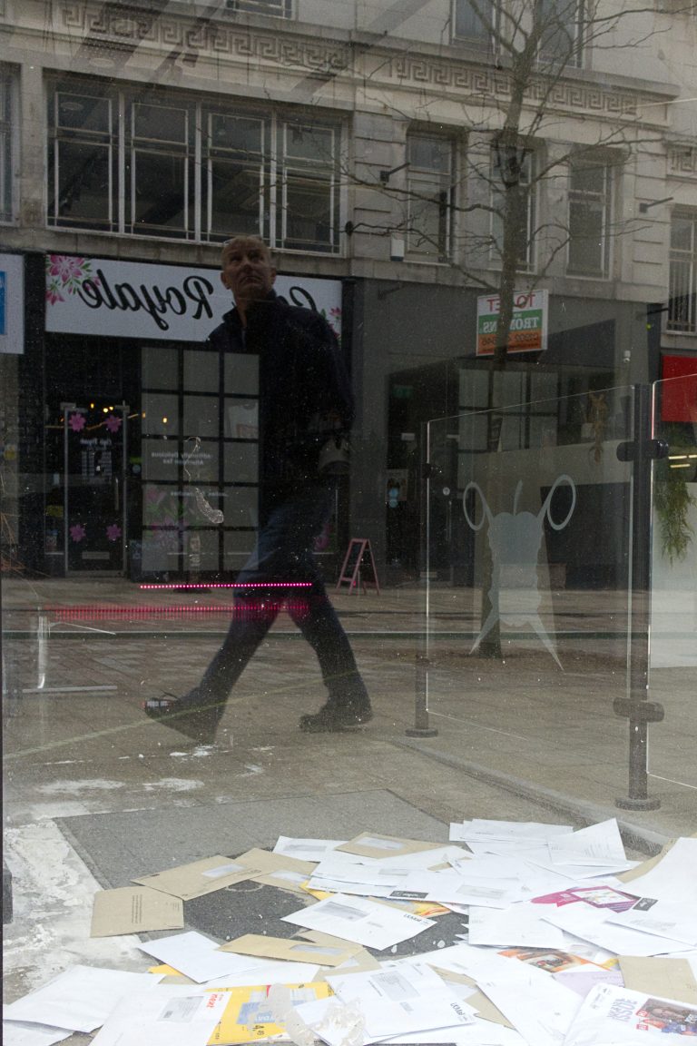 Street photo in Wolverhampton, United Kingdom by Paul Howe