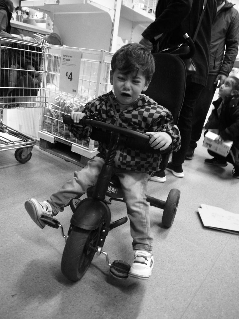 Street photo in Warrington, United Kingdom by Derren Lee Poole