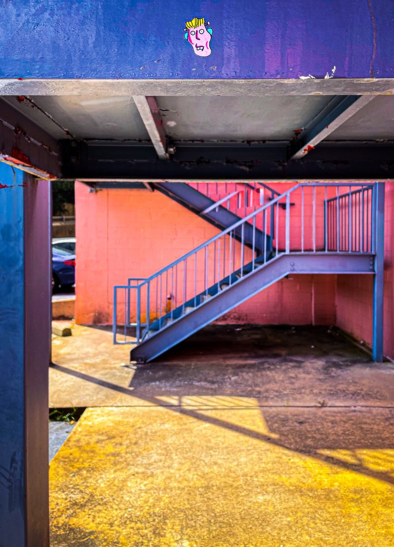 Street photo in Kennesaw, United States by Perry Smyre