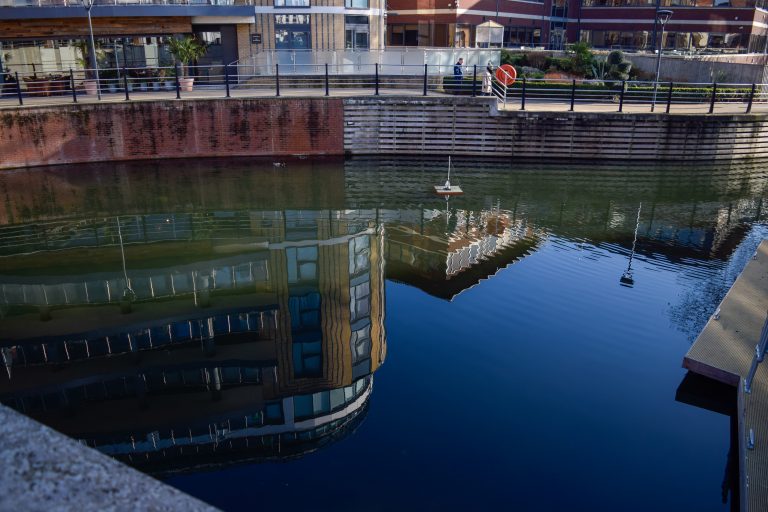 Street photo in Maidenhead, United Kingdom by dekku bow Photos