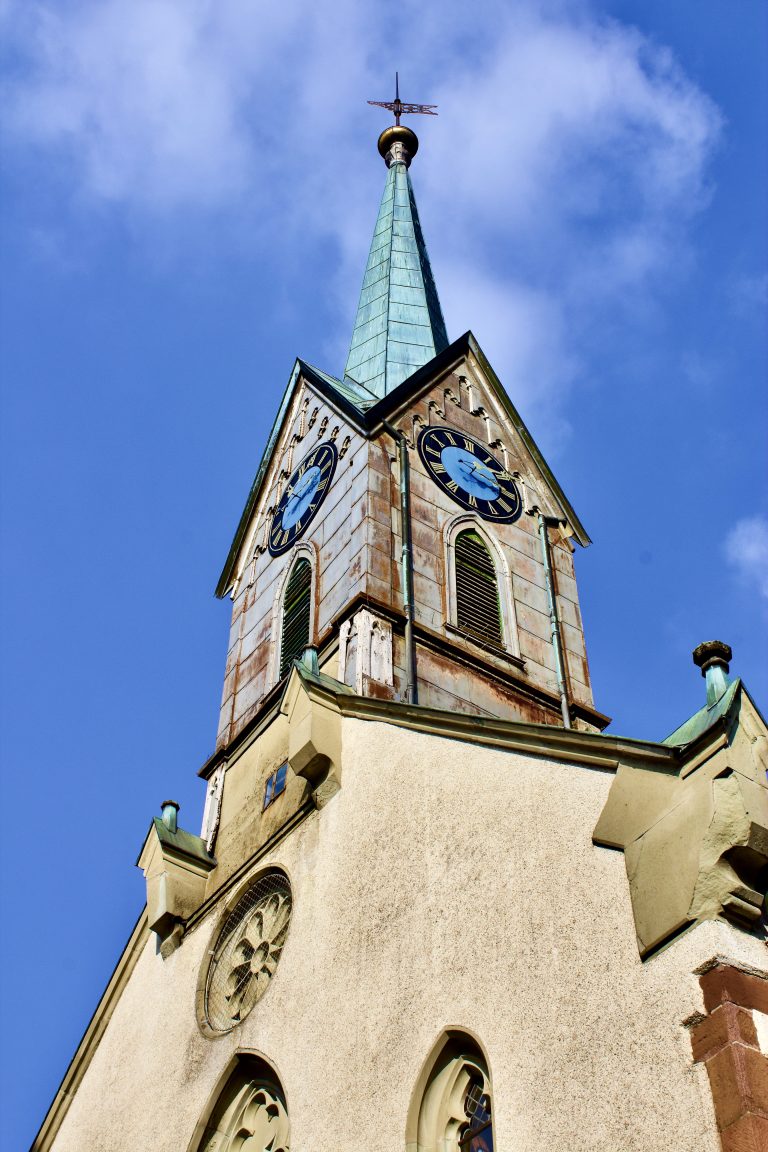 Street photo in Neunkirch, Switzerland by Daniel Stamm