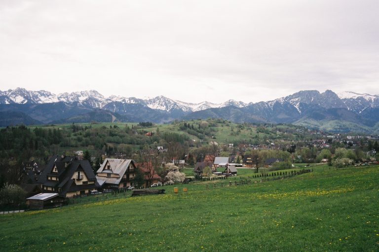 Street photo in Zakopane, Poland by Daria Yakovleva