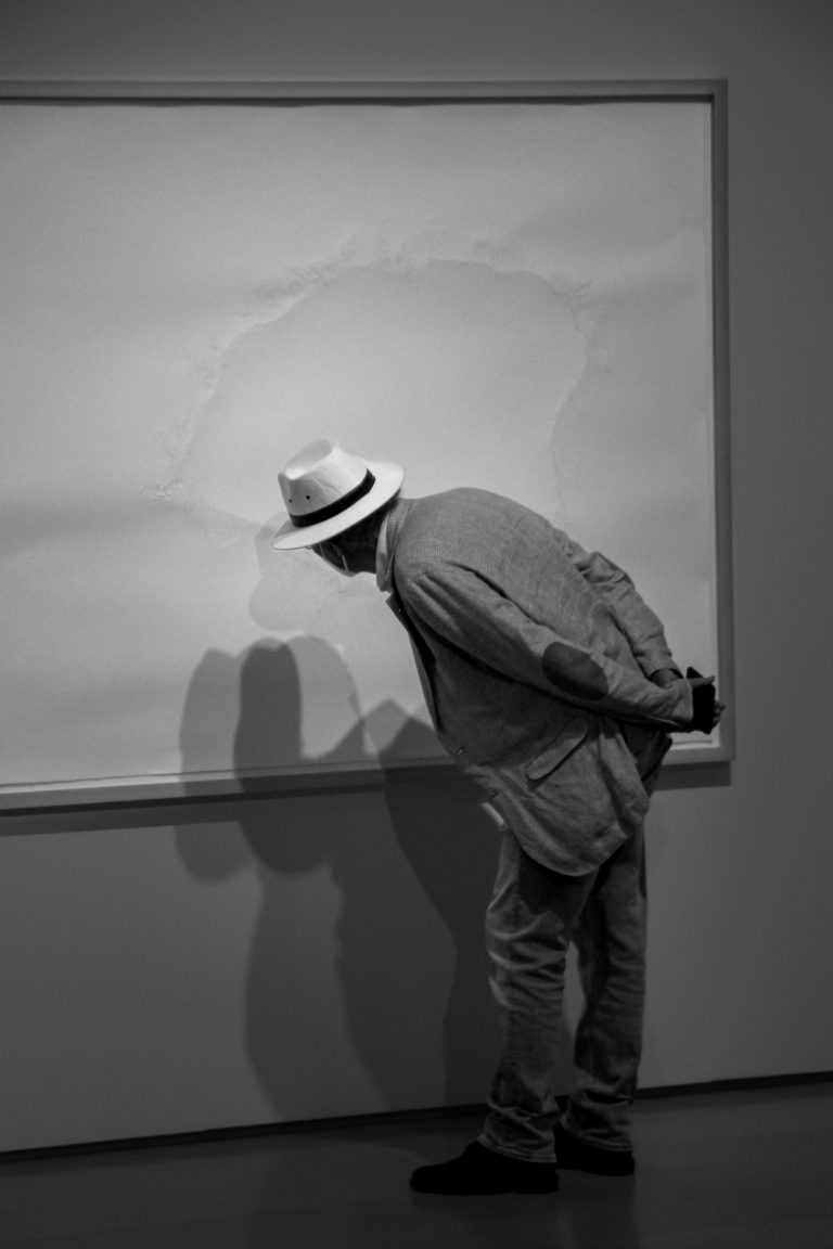 Street photo in Santander, Spain by Nico de Vries