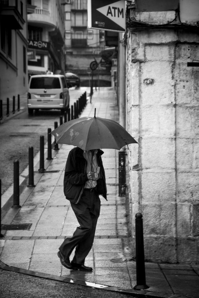 Street photo in Santander, Spain by Nico de Vries