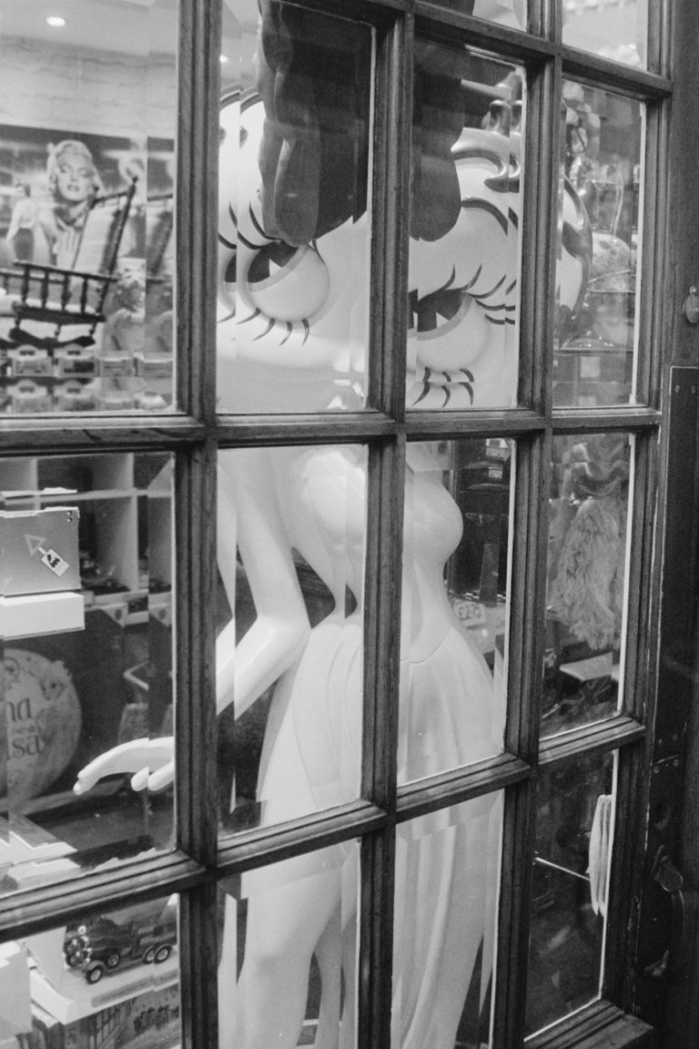 Street photo in Southport, United Kingdom by Mark Boadey