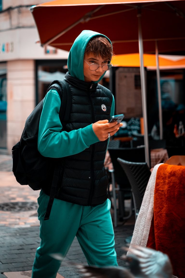 Street photo in La Rochelle, France by Lee Tanner