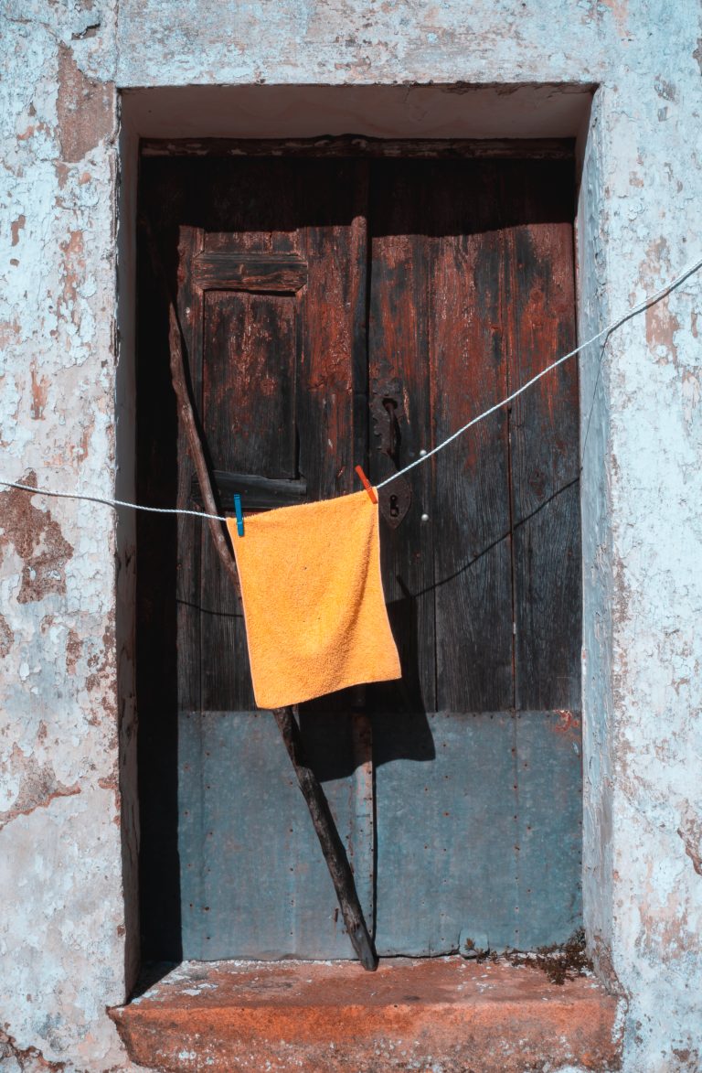 Street photo in Póvoas e Meadas, Portugal by Lorenzo Cingolani