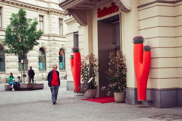 Street photo in Graz, Austria by Thomas Thomas
