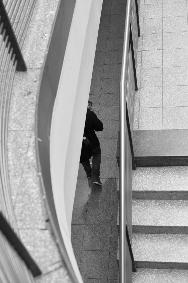 Street photo in Mannheim, Germany by Dominik Egeter