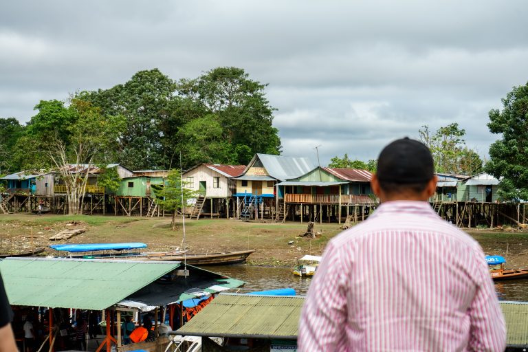 Street photo in Amazonas, Colombia by Arthur Ruyer David