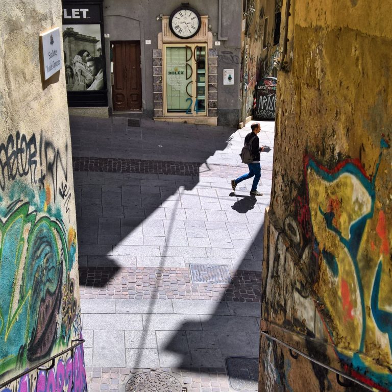 Street photo in Cagliari, Italy by Stefano Antonio Piras