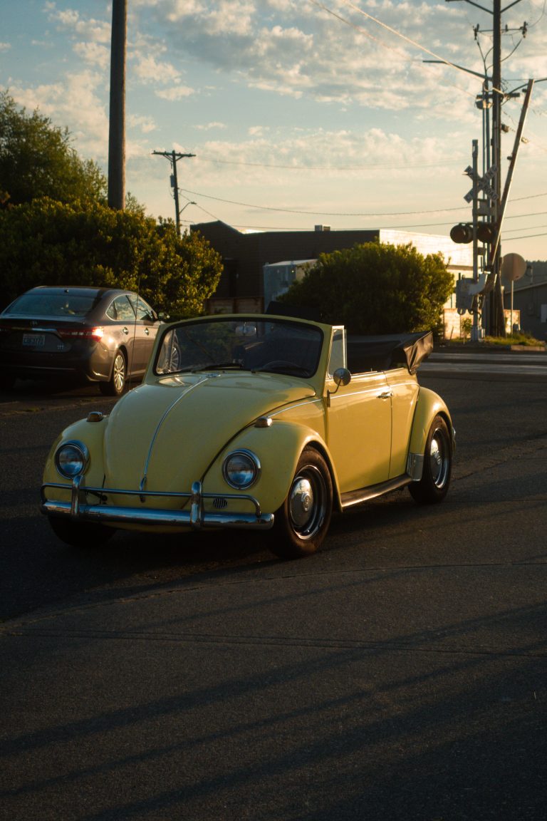 Street photo in Tacoma, United States by Christian Lemus