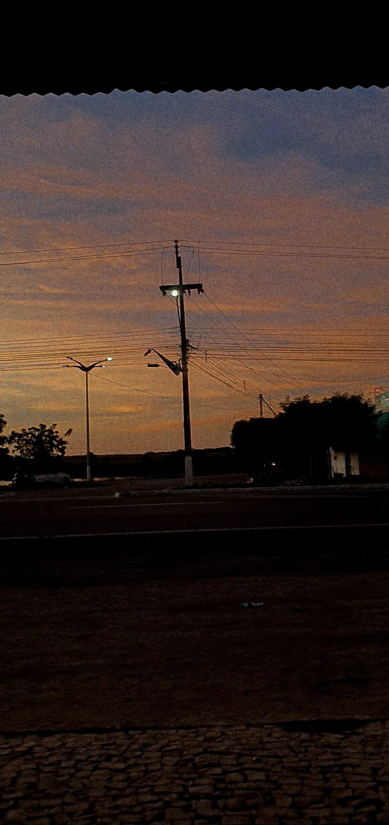 Street photo in Croatá, Brazil by Diogo Fecker
