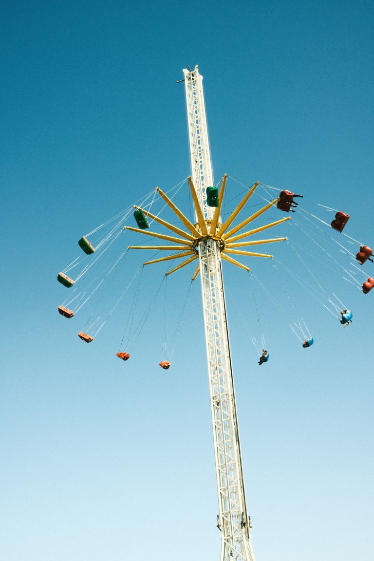 Street photo in Great Yarmouth, United Kingdom by William Read