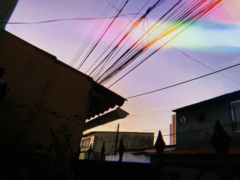 Street photo in Fortaleza, Brazil by Diego Akel