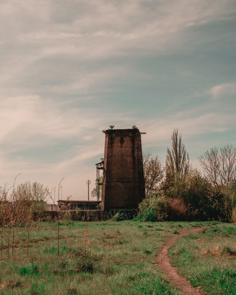 Photo by Yevhen Nikitiuk