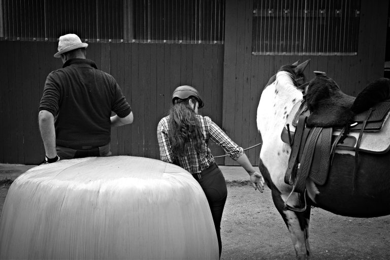 Street photo in Wernberg-Köblitz, Germany by Alexander Philipps