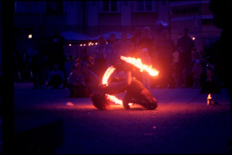 Photo by Szymon Wolder