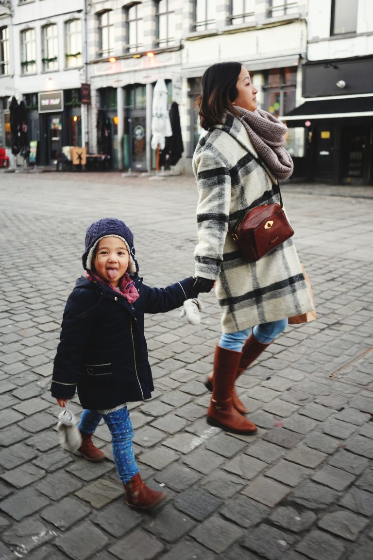 Street photo in Mons, Belgium by Kevin Dubru