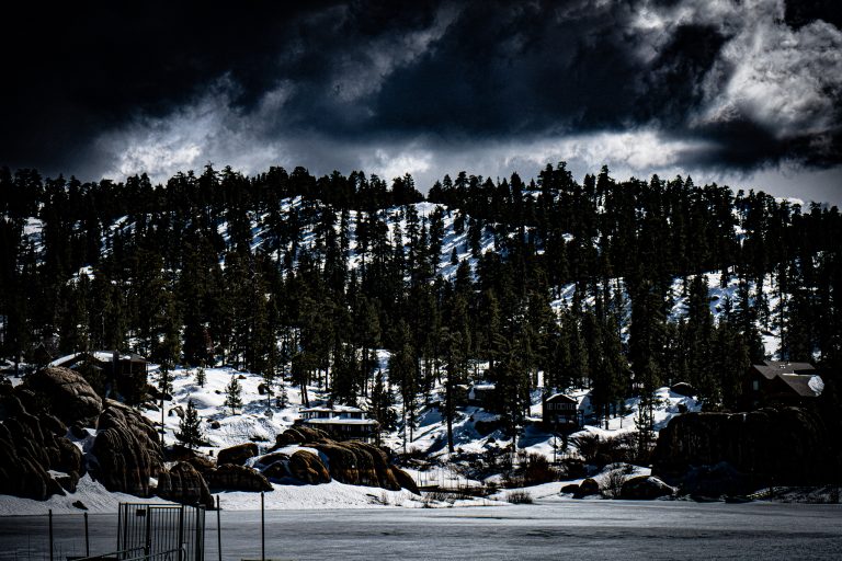 Street photo in Big Bear Lake, United States by Maxwell Sinatra