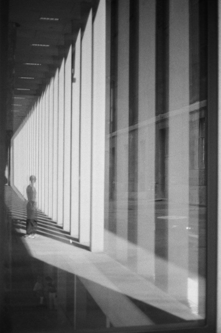Photo by Jonas Guc