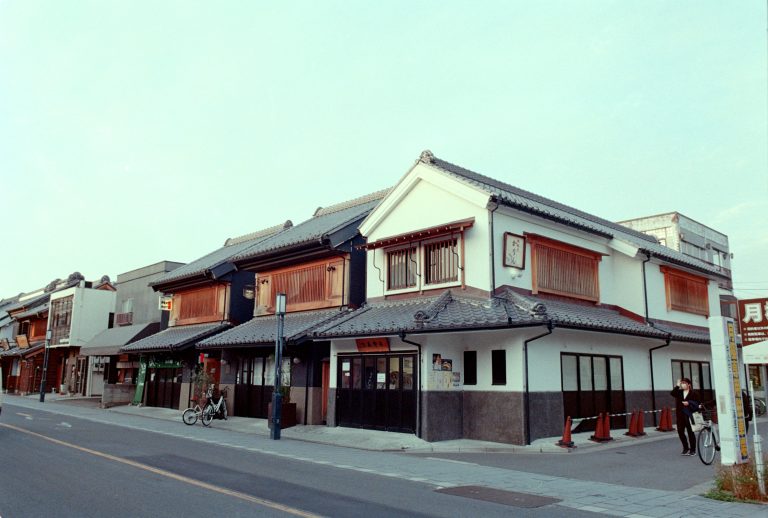Street photo in Kawagoe, Japan by Classic Chairls