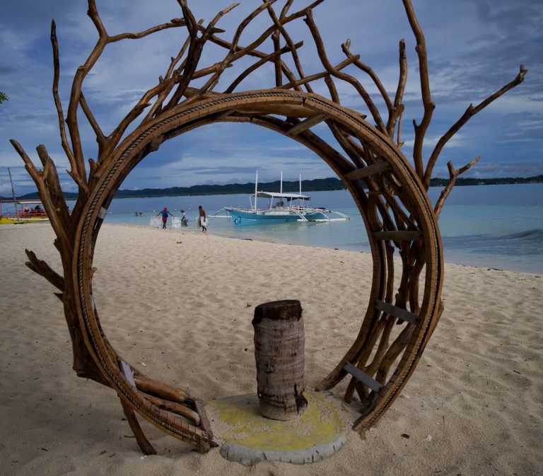 Street photo in Siargao Island, Philippines by David Sheppard