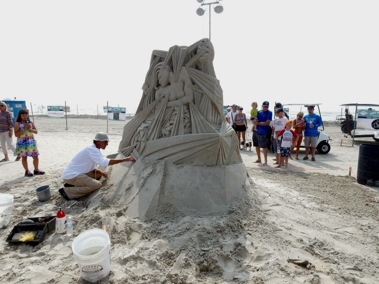 Street photo in Port Aransas, United States by Marc Gallardo