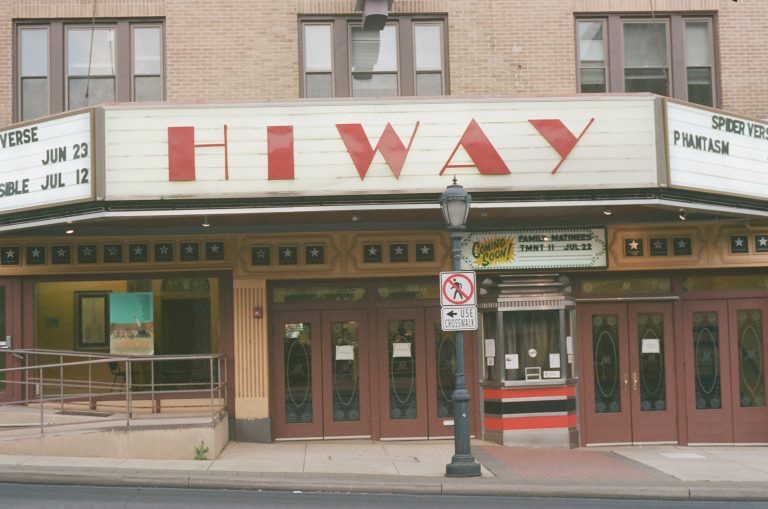 Street photo in Jenkintown, United States by Robert Smee