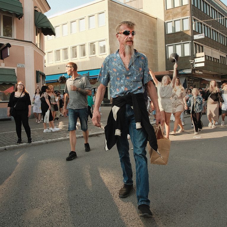 Street photo in Västerås, Sweden by Göran Sandberg