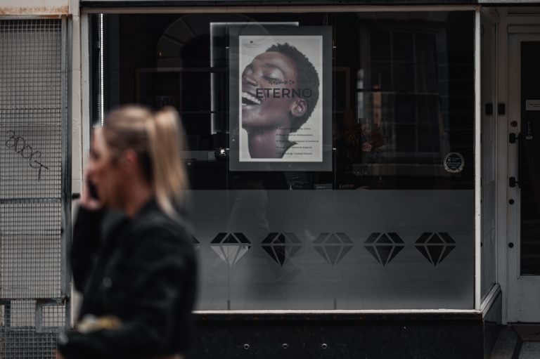 Street photo in Wolverhampton, United Kingdom by Alex Ford