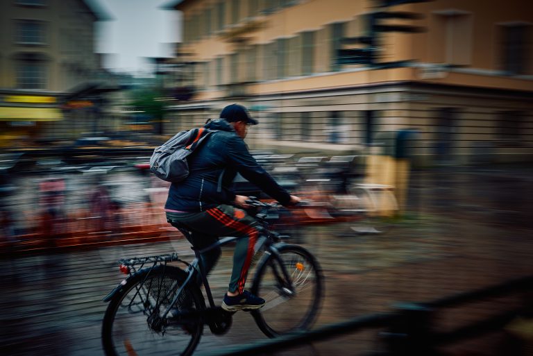 Street photo in Linköping, Sweden by Stefan Maass