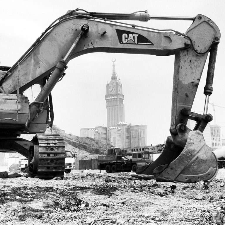 Street photo in Makkah, Saudi Arabia by Omar Allehyani